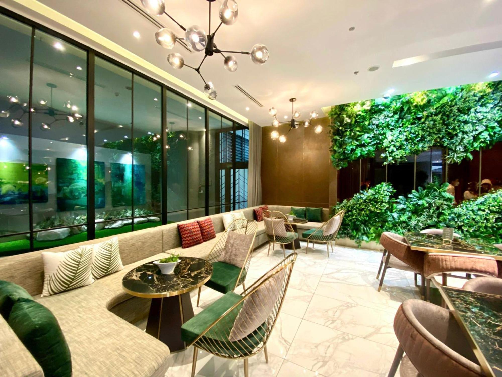 Zenity Luxury Apartment In District 1 Since 2024 Хошимин Экстерьер фото